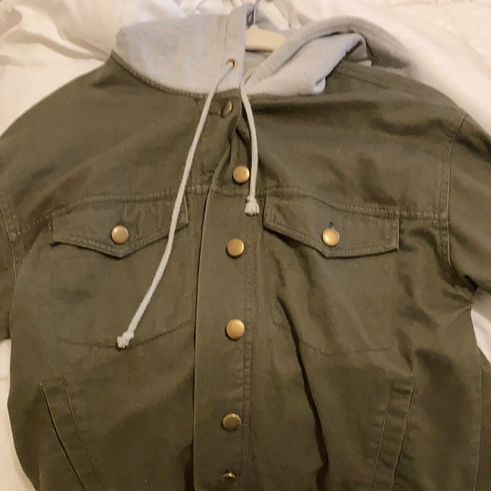 Jean jacket with hood